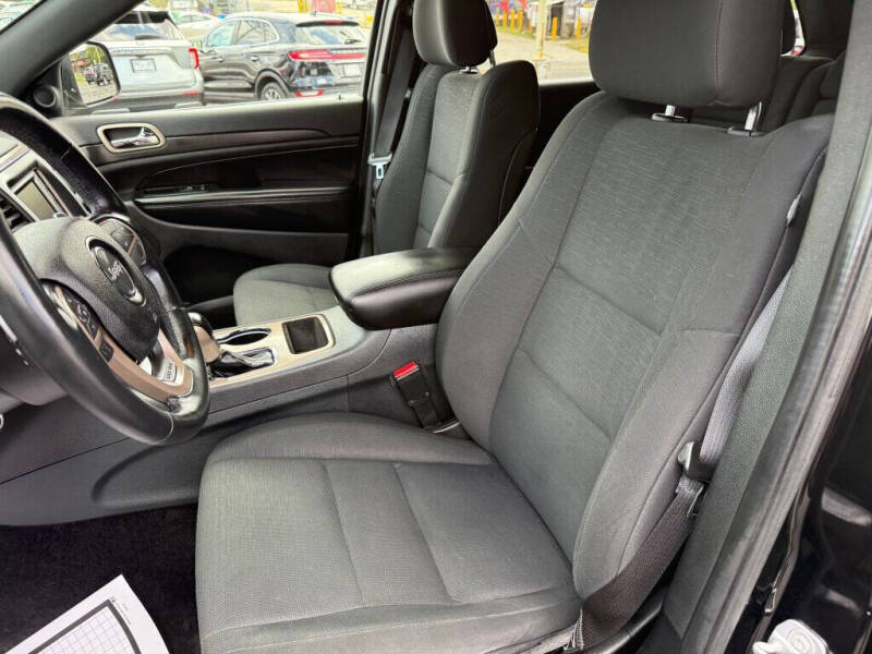 2017 Jeep Grand Cherokee Laredo