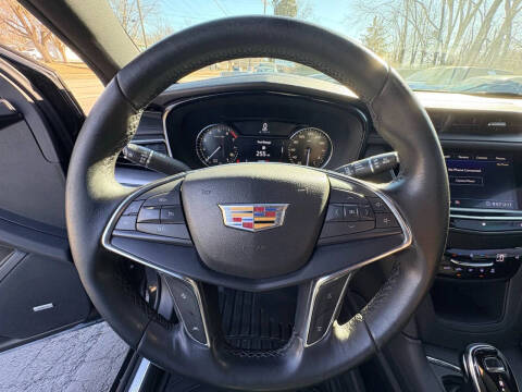 2020 Cadillac XT5 Luxury