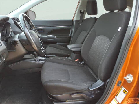 2020 Mitsubishi Outlander Sport SE