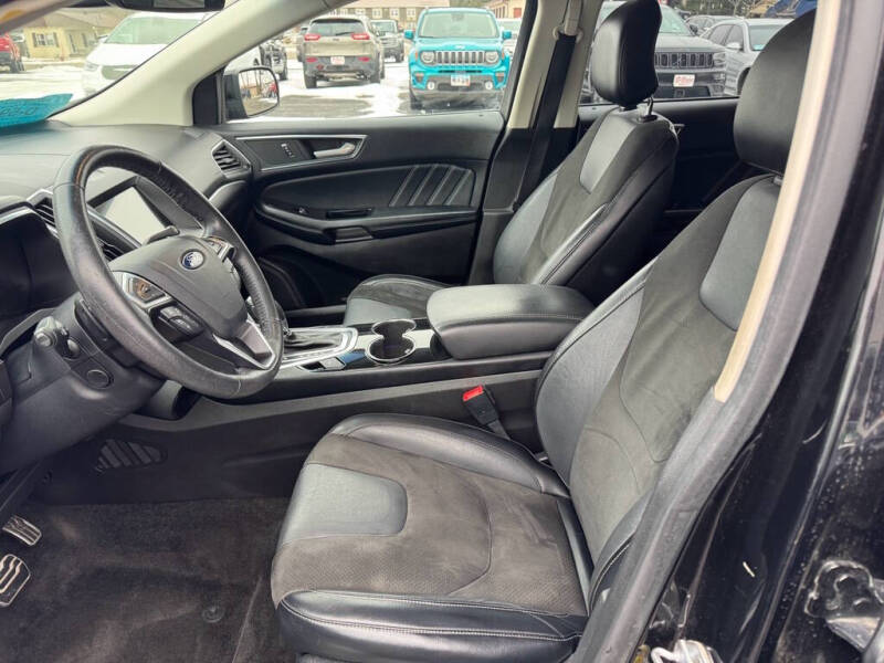 2017 Ford Edge Sport