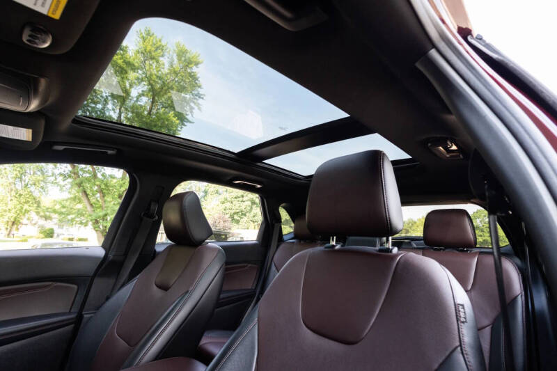 2021 Ford Edge Titanium
