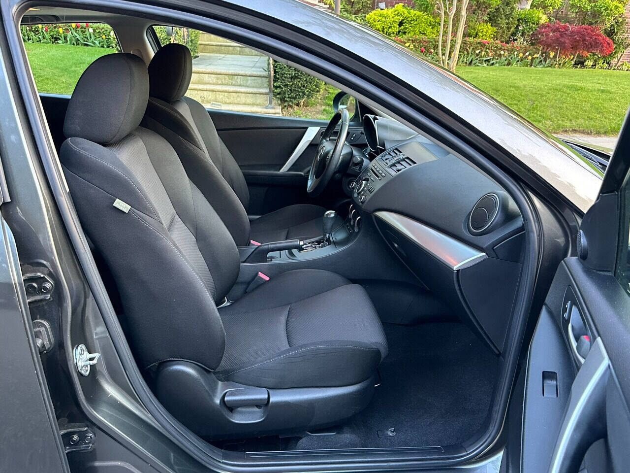 2012 Mazda MAZDA3  - $9,900