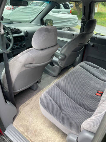 1997 Dodge Caravan ES