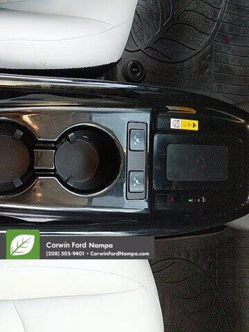 2019 Toyota Prius XLE AWD-e