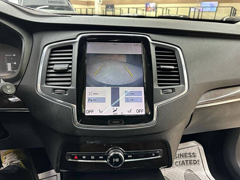 2019 Volvo XC90 T5 Momentum