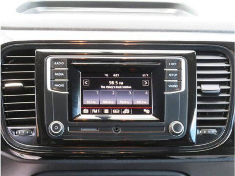 2017 Volkswagen Beetle