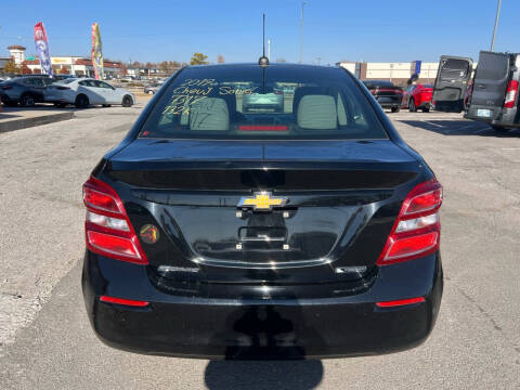 2019 Chevrolet Sonic Premier Auto