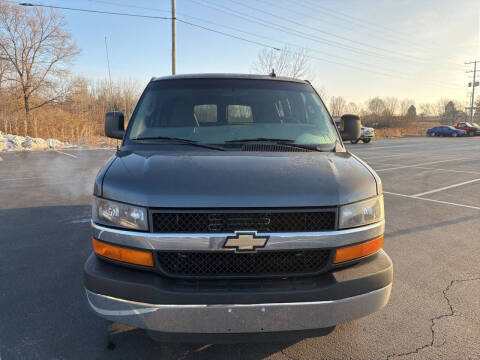 2016 Chevrolet Express LT 2500