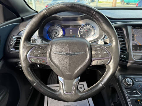 2015 Chrysler 200 S