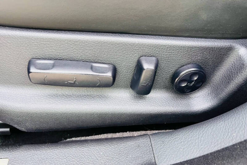 2011 Hyundai Genesis 4.6L V8