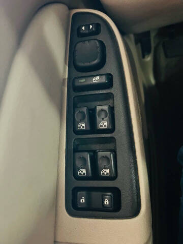 2003 Chevrolet Tahoe LS