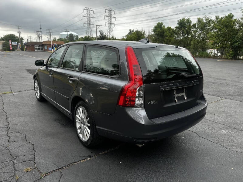 2011 Volvo V50 T5