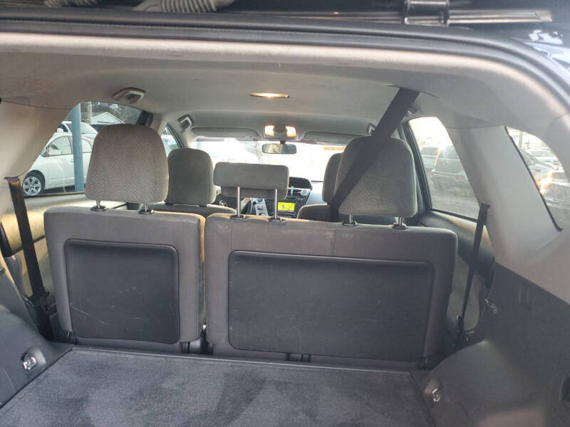 2012 Toyota Prius v Three