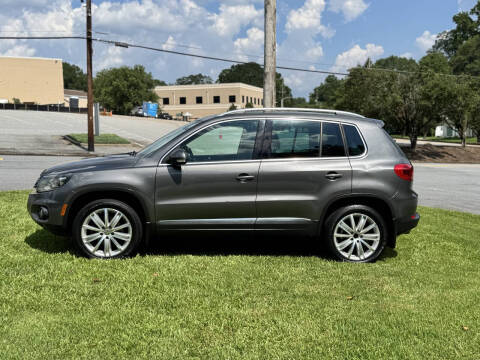 2016 Volkswagen Tiguan 2.0T R-Line 4Motion