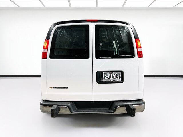 2024 Chevrolet Express 2500