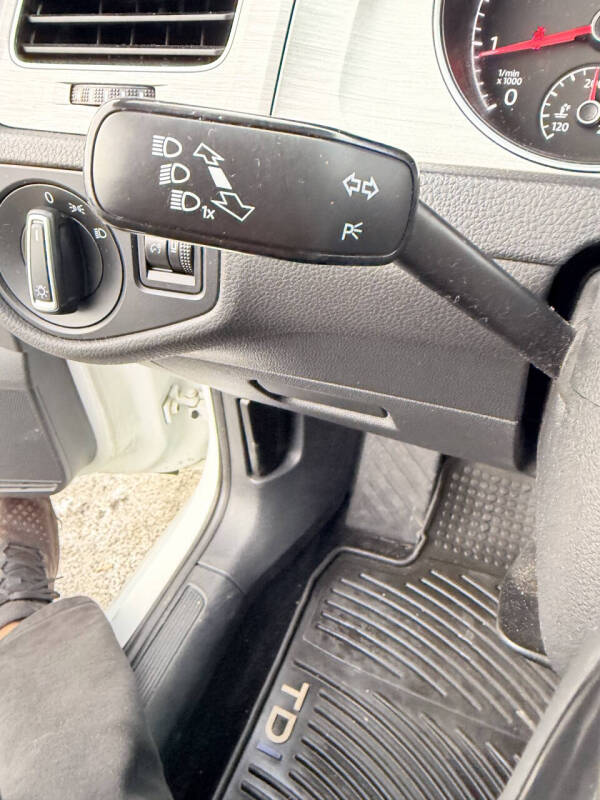 2016 Volkswagen Golf SportWagen TSI S