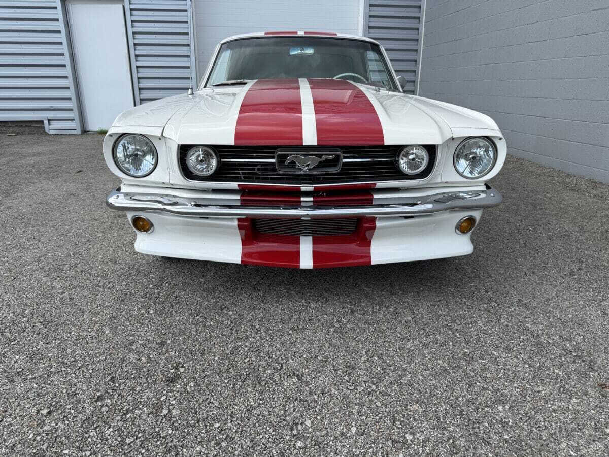 1966 Ford Mustang 181