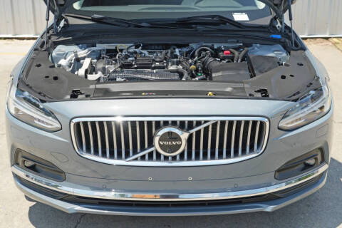 2023 Volvo S90 B6 Plus