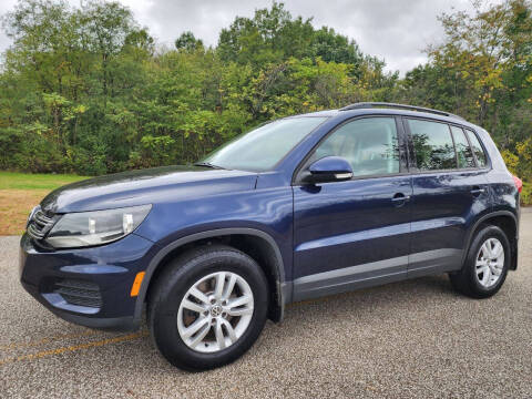 2015 Volkswagen Tiguan for sale at Akron Auto Center in Akron OH