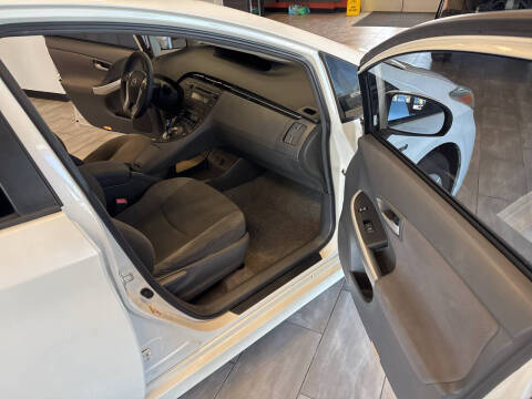 2011 Toyota Prius Two