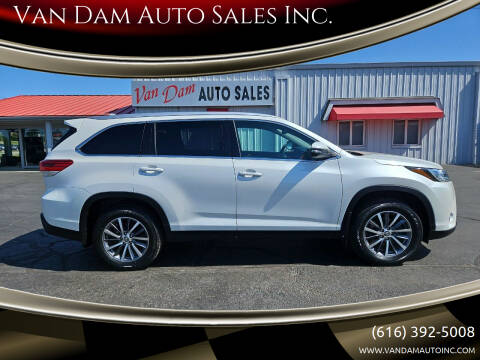 2019 Toyota Highlander for sale at Van Dam Auto Sales Inc. in Holland MI