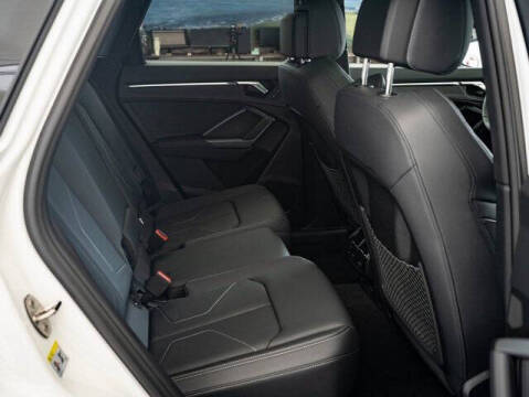 2025 Audi Q3 quattro S line Premium 45 TFSI