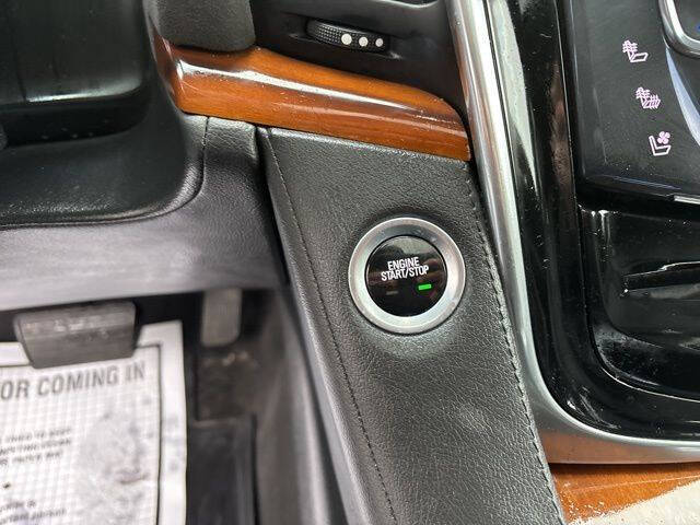 2017 Cadillac Escalade Luxury