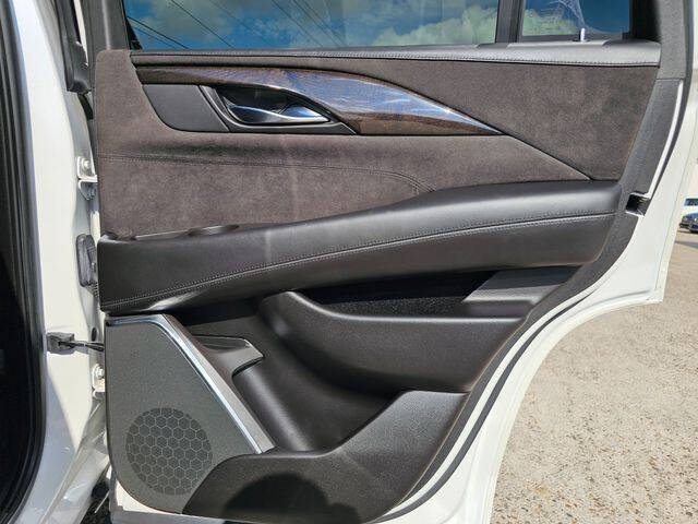 2016 Cadillac Escalade Platinum