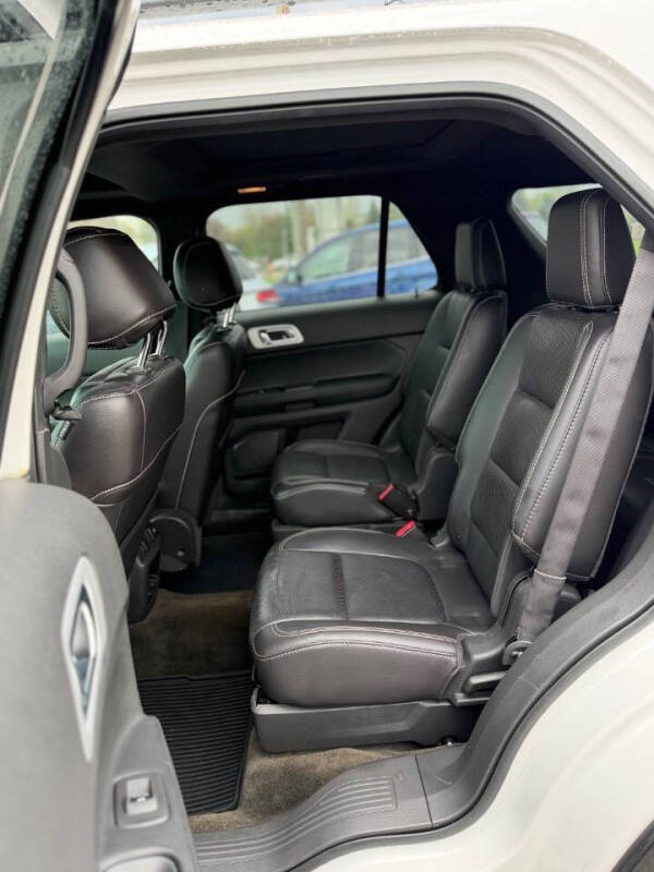 2013 Ford Explorer Sport
