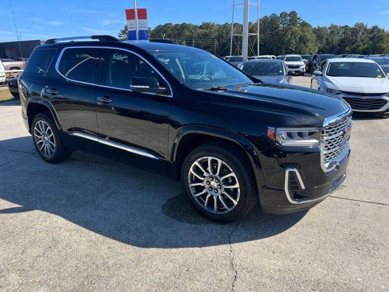 2023 GMC Acadia Denali