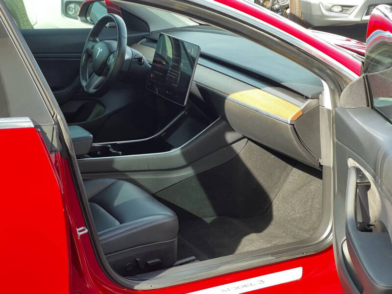 2019 Tesla Model 3 Long Range