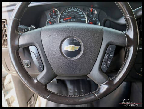 2023 Chevrolet Express 2500