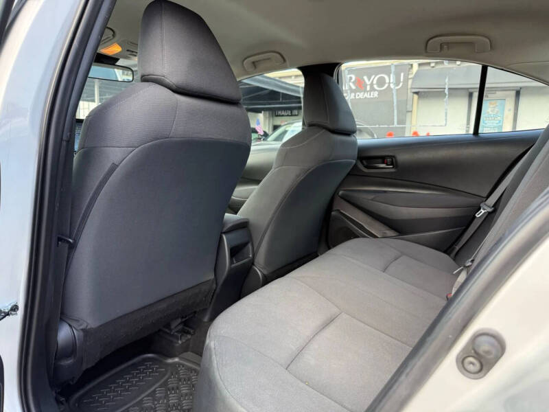 2022 Toyota Corolla LE