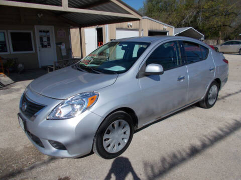 2014 Nissan Versa for sale at DISCOUNT AUTOS in Cibolo TX