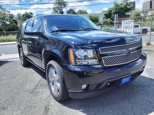 2014 Chevrolet Suburban for sale at MICHAEL ANTHONY AUTO SALES in Plainfield NJ