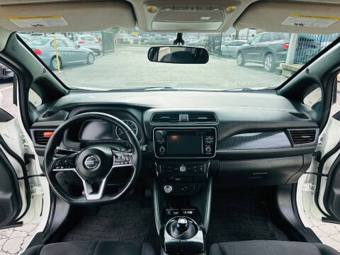 2019 Nissan LEAF SL