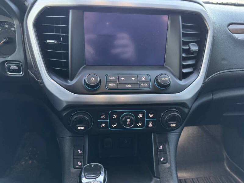 2017 GMC Acadia SLE-2