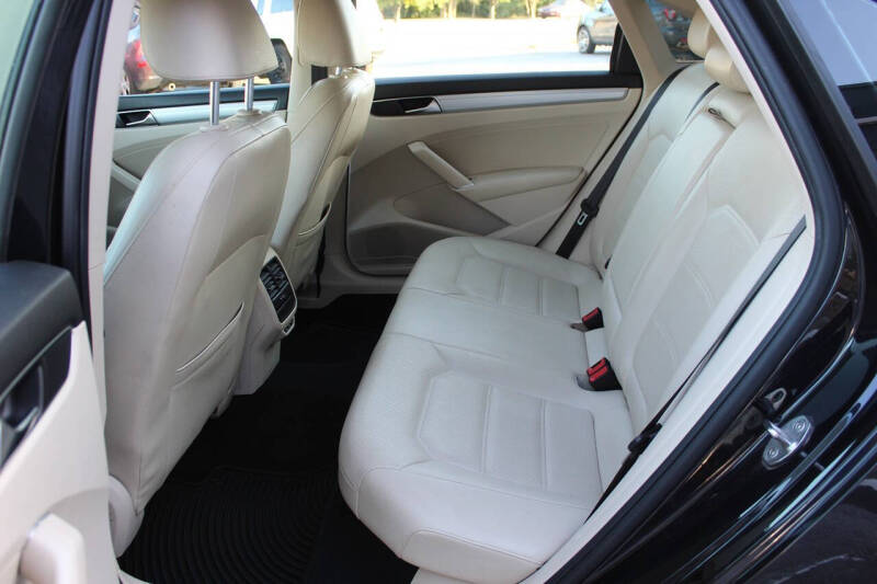 2019 Volkswagen Passat Wolfsburg