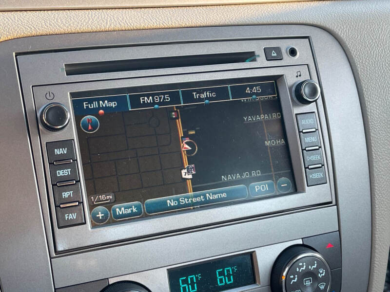 2011 Buick Lucerne Super