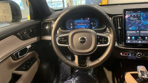 2025 Volvo XC90 B6 Plus Bright Theme 7P