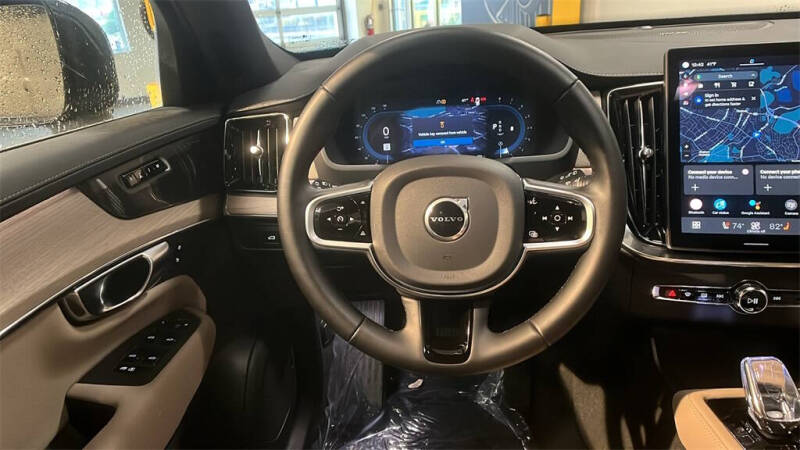 2025 Volvo XC90 B6 Plus Bright Theme 7P