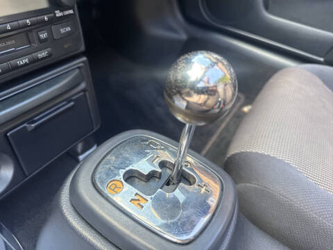 2003 Toyota MR2 Spyder