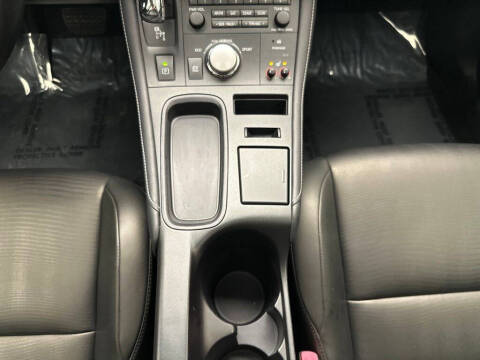 2011 Lexus CT 200h Premium