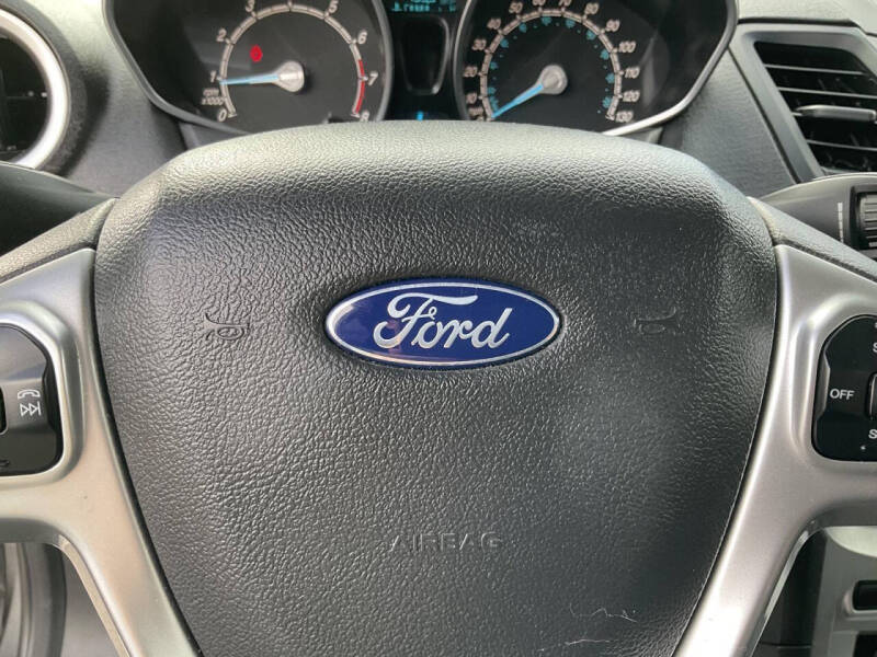 2017 Ford Fiesta SE