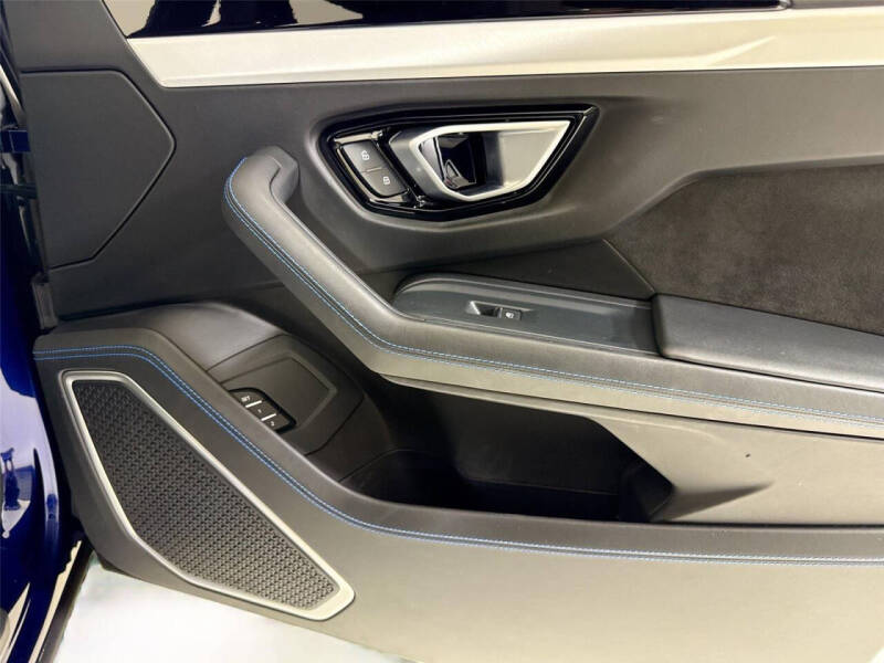 2020 Lamborghini Urus