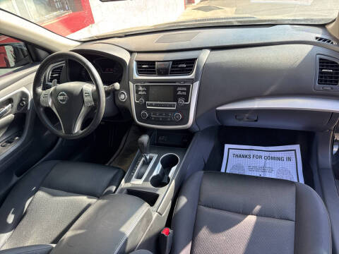 2017 Nissan Altima 2.5 SR