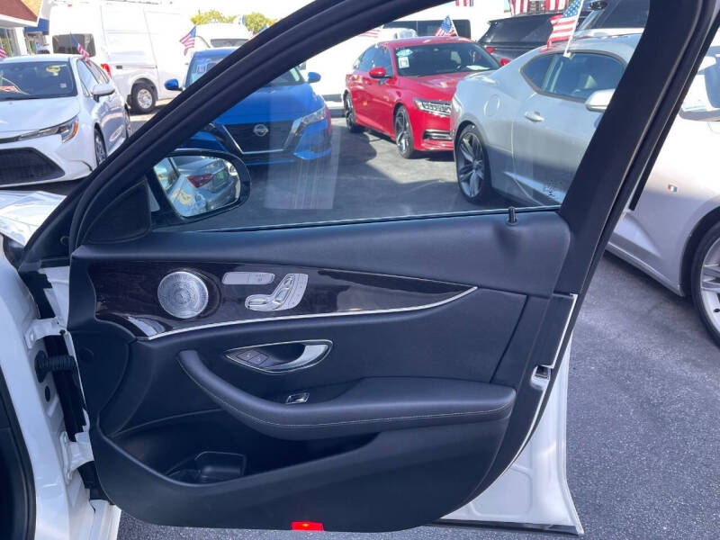 2019 Mercedes-Benz E-Class E 300