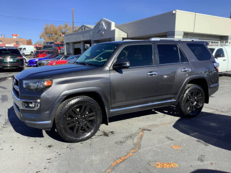 2015 Toyota 4Runner Limited's photo