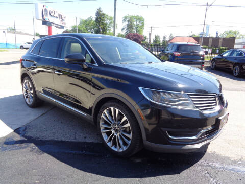 2016 Lincoln MKX for sale at Quattro Motors in Redford MI
