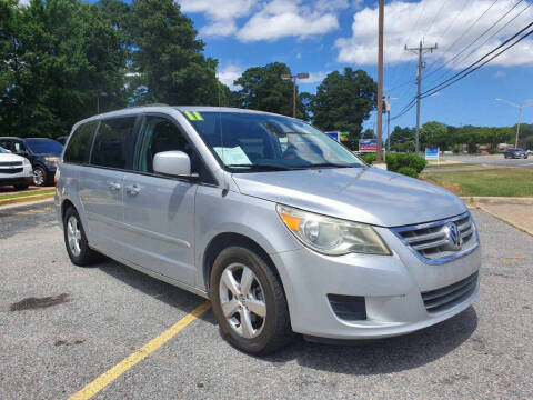 2011 Volkswagen Routan for sale at Bahia Auto Sales in Chesapeake VA